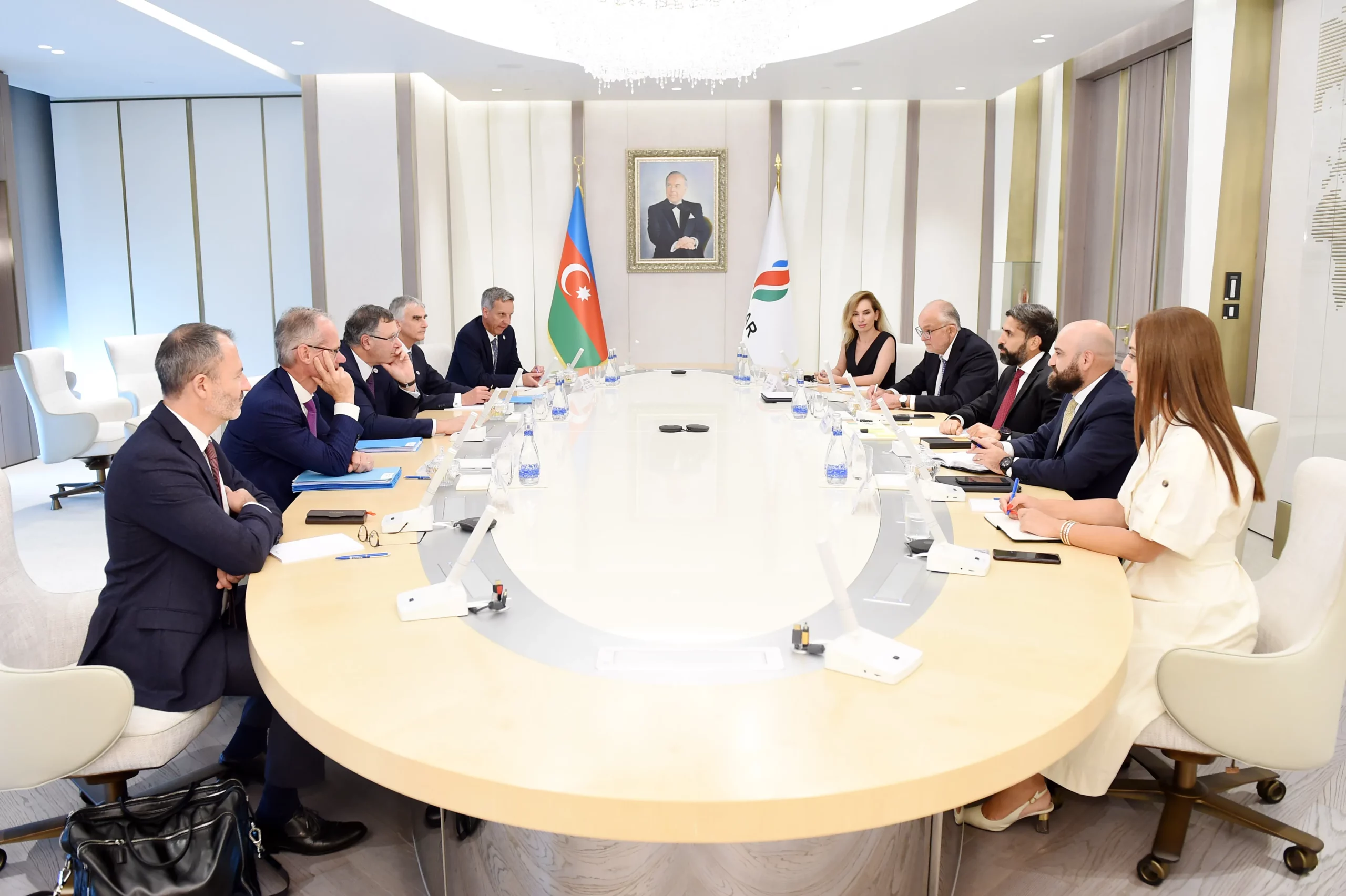 SOCAR President Meets with TotalEnergies CEO